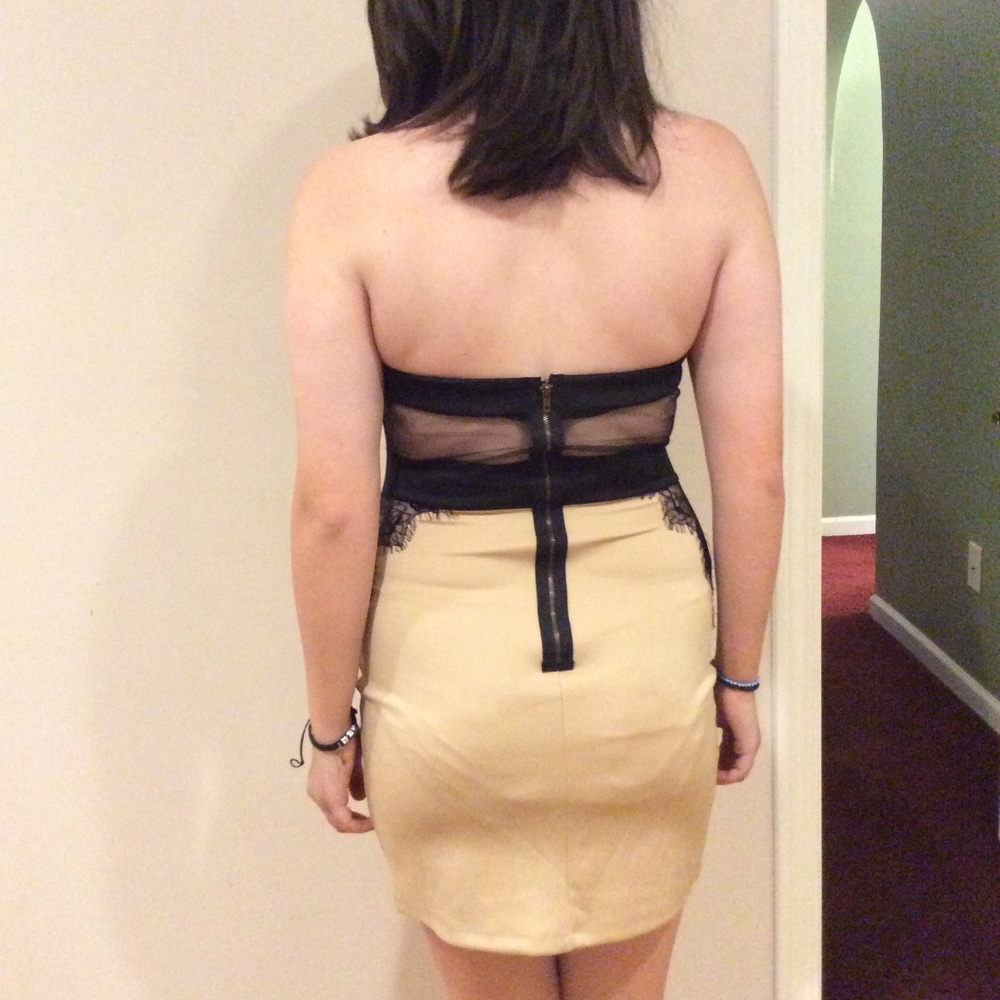 Nude lace mini party dress never worn